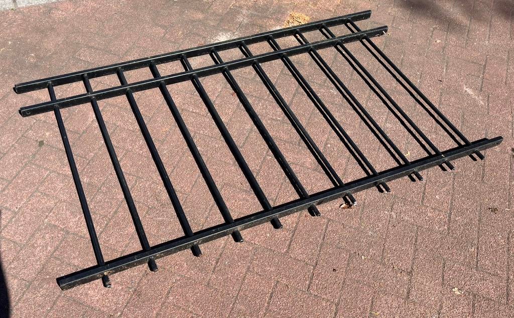 Zwart sierhekwerk, Ophalen, Zo goed als nieuw, IJzer, Sierhekwerk