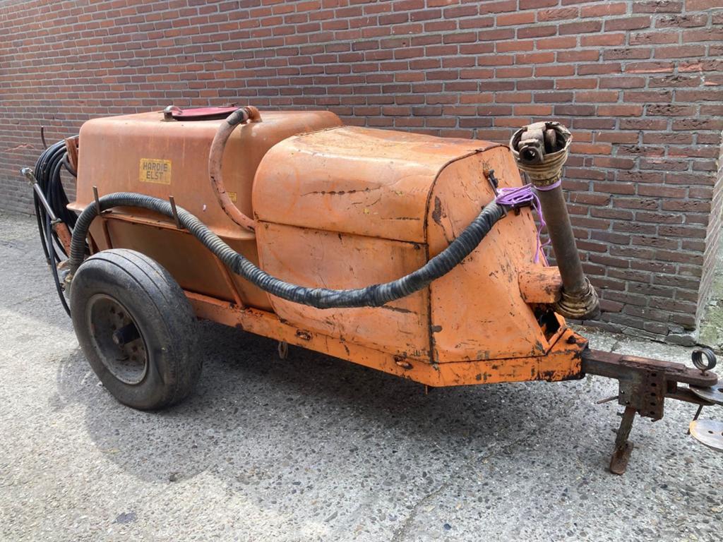 Boomgaardspuit Hardie Elst jaren '60, Ophalen, Gebruikt