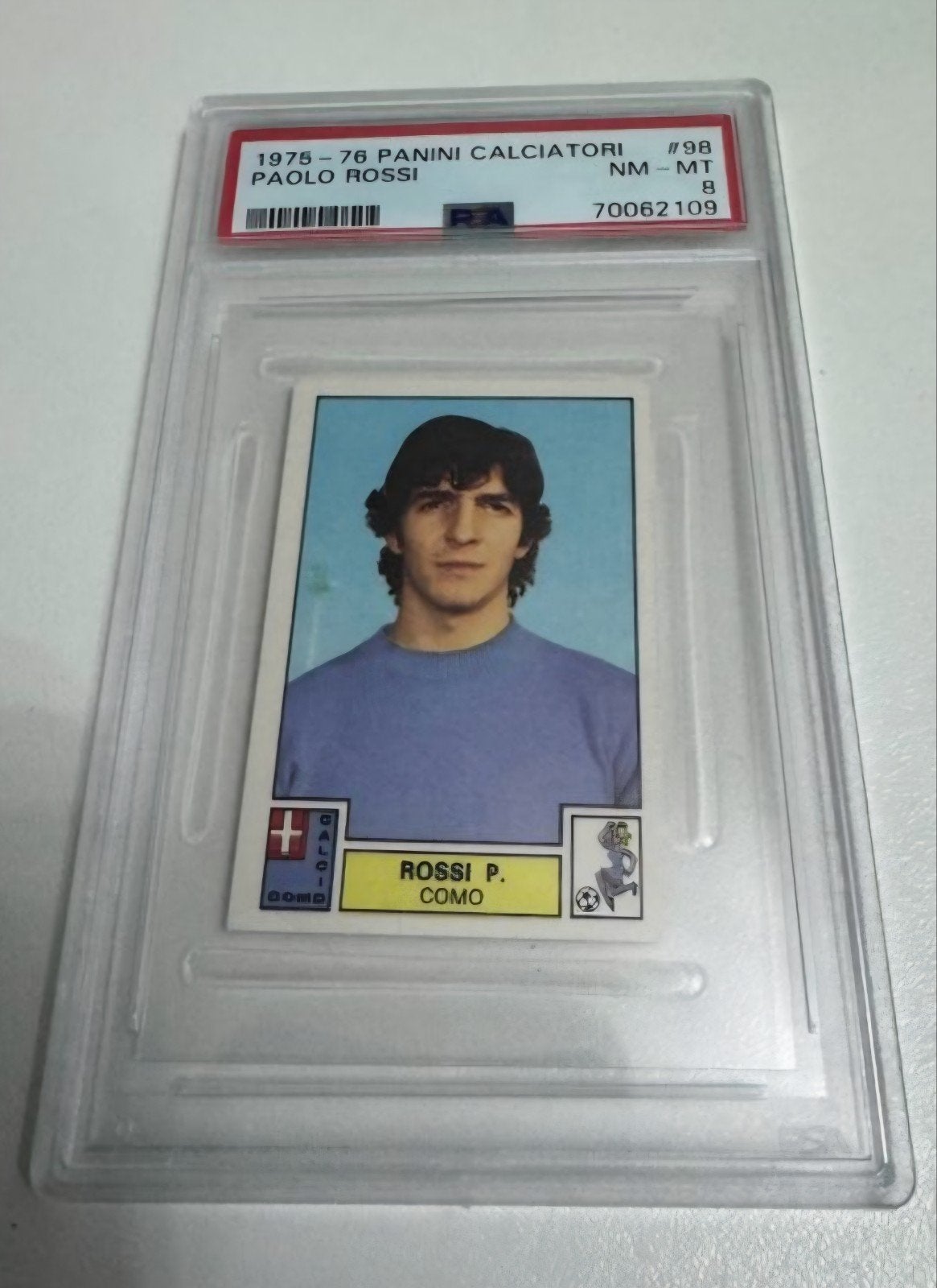 Panini Calciatori 1975/76 Rookie Paolo Rossi PSA 8, Verzenden, Buitenlandse clubs, Poster, Plaatje of Sticker