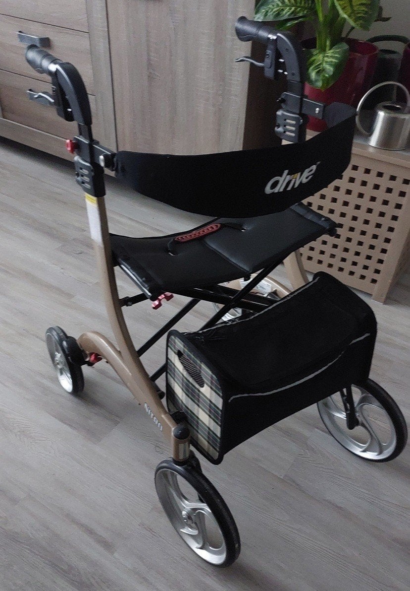 Drive medical nitro rollator, Diversen, Ophalen, Lichtgewicht