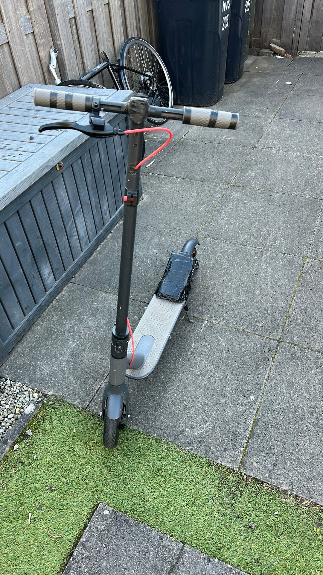 custom niet elektrische stuntstep met wheelie bar/schijfrem, Fietsen en Brommers, Ophalen of Verzenden, Gebruikt, Overige typen