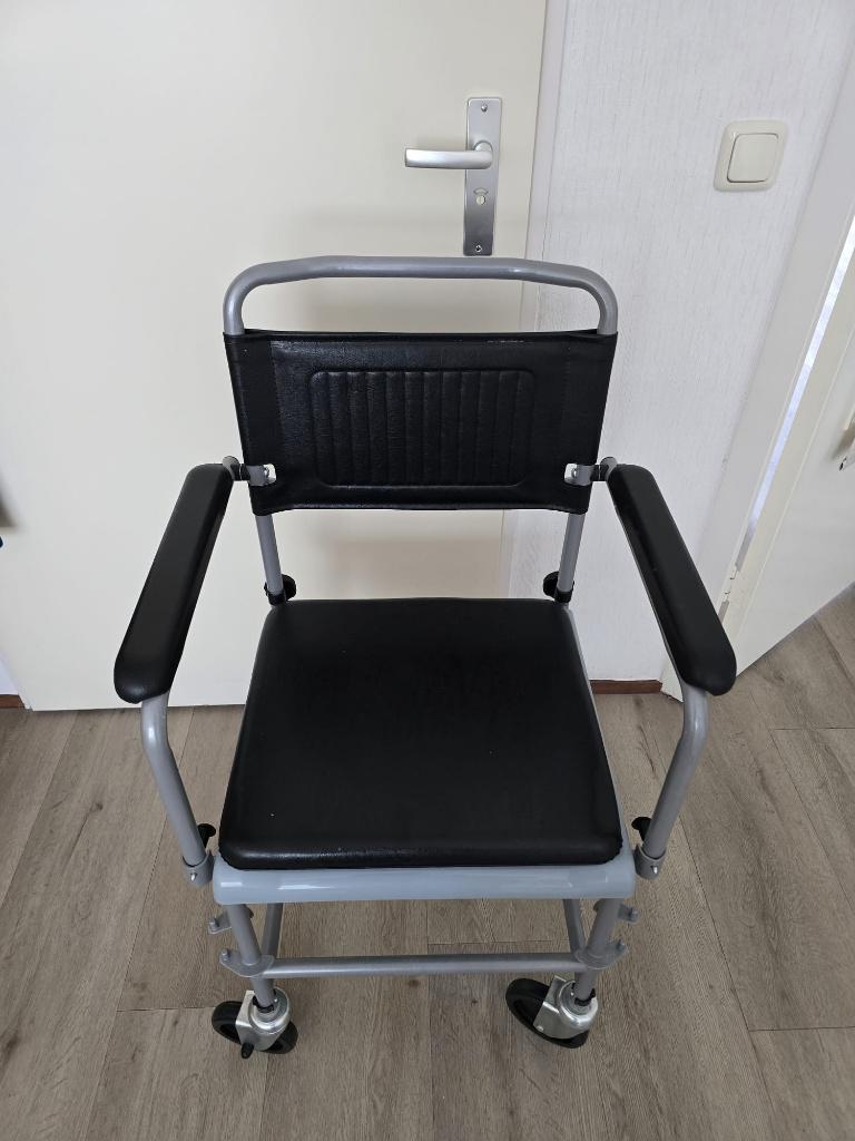 Toiletrolstoel TS 130, Ophalen, Zo goed als nieuw