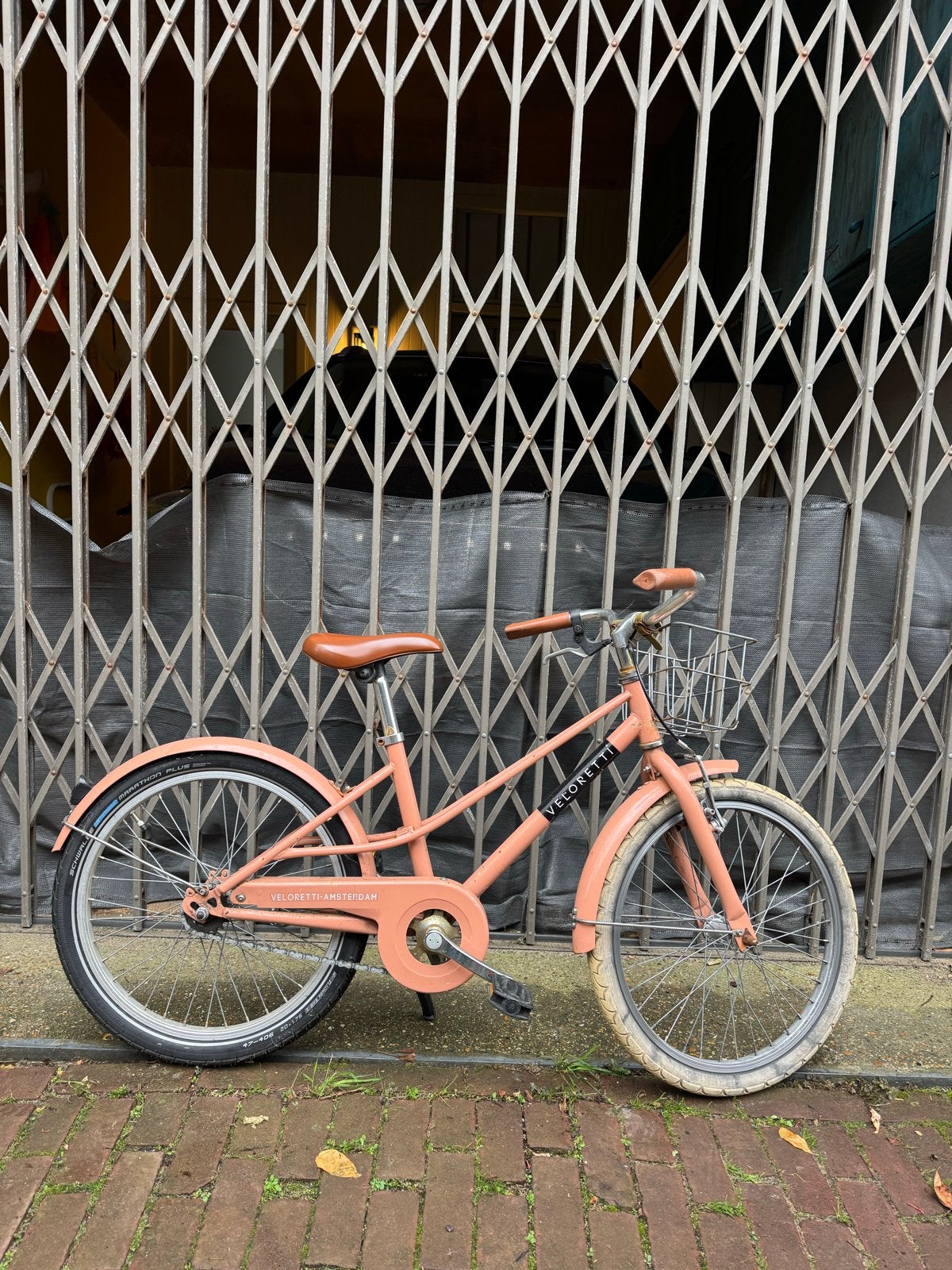 Veloretti kinderfiets met mandje, Terugtraprem, Gebruikt, 50 tot 53 cm, Ophalen
