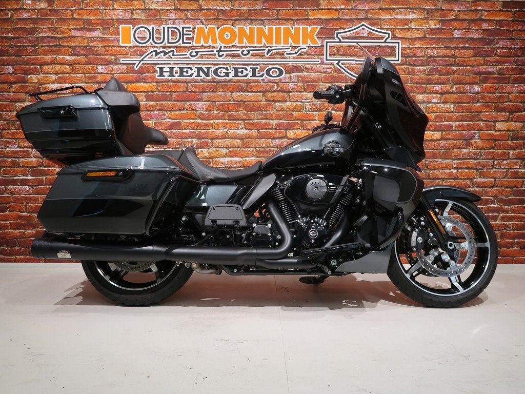 Harley-Davidson FLHXU Street Glide Ultra 117 Electra Glide U, Info@harley-davidson.com, Bedrijf, Laan van Vredenoord 33
2289 DA  Rijswijk ZH