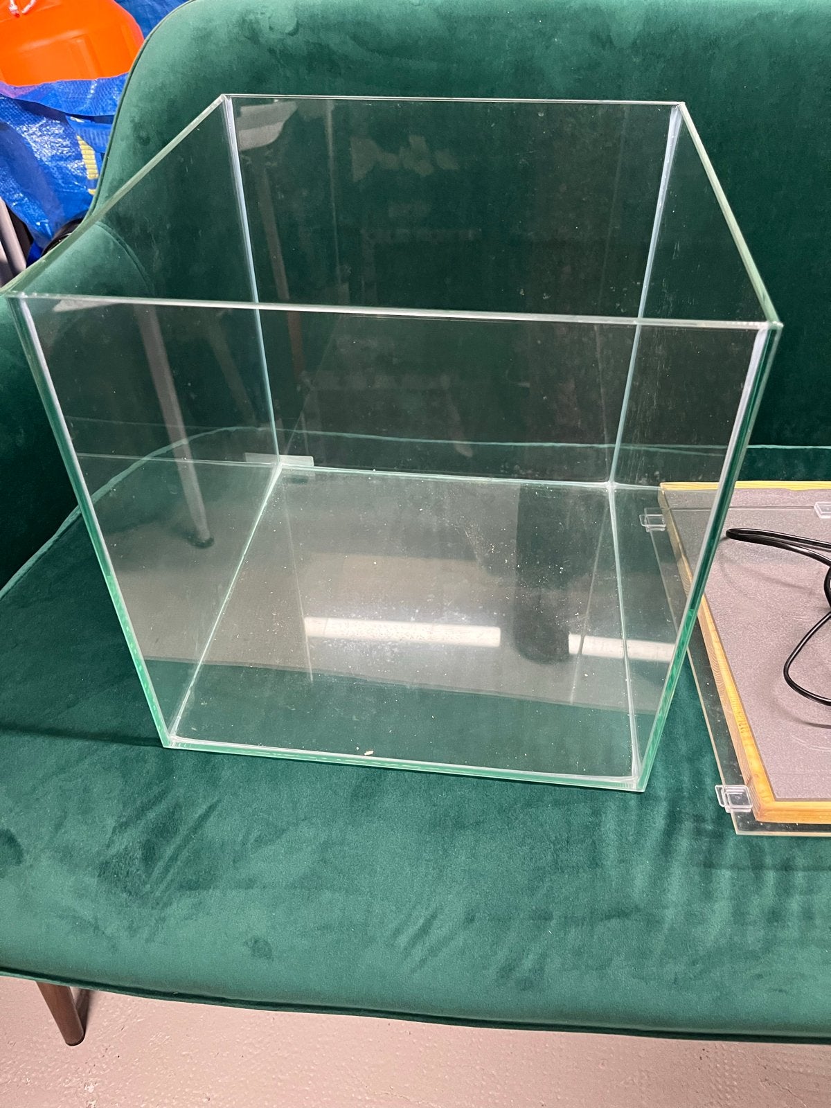 Aquarium met luchtpomp & filter in perfecte staat, Ophalen, Inclusief toebehoren, Zo goed als nieuw, Leeg aquarium
