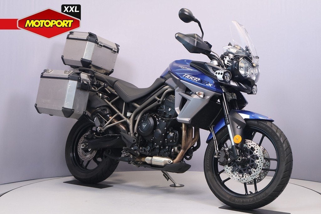 Triumph Tiger 800 XRX - foto 2