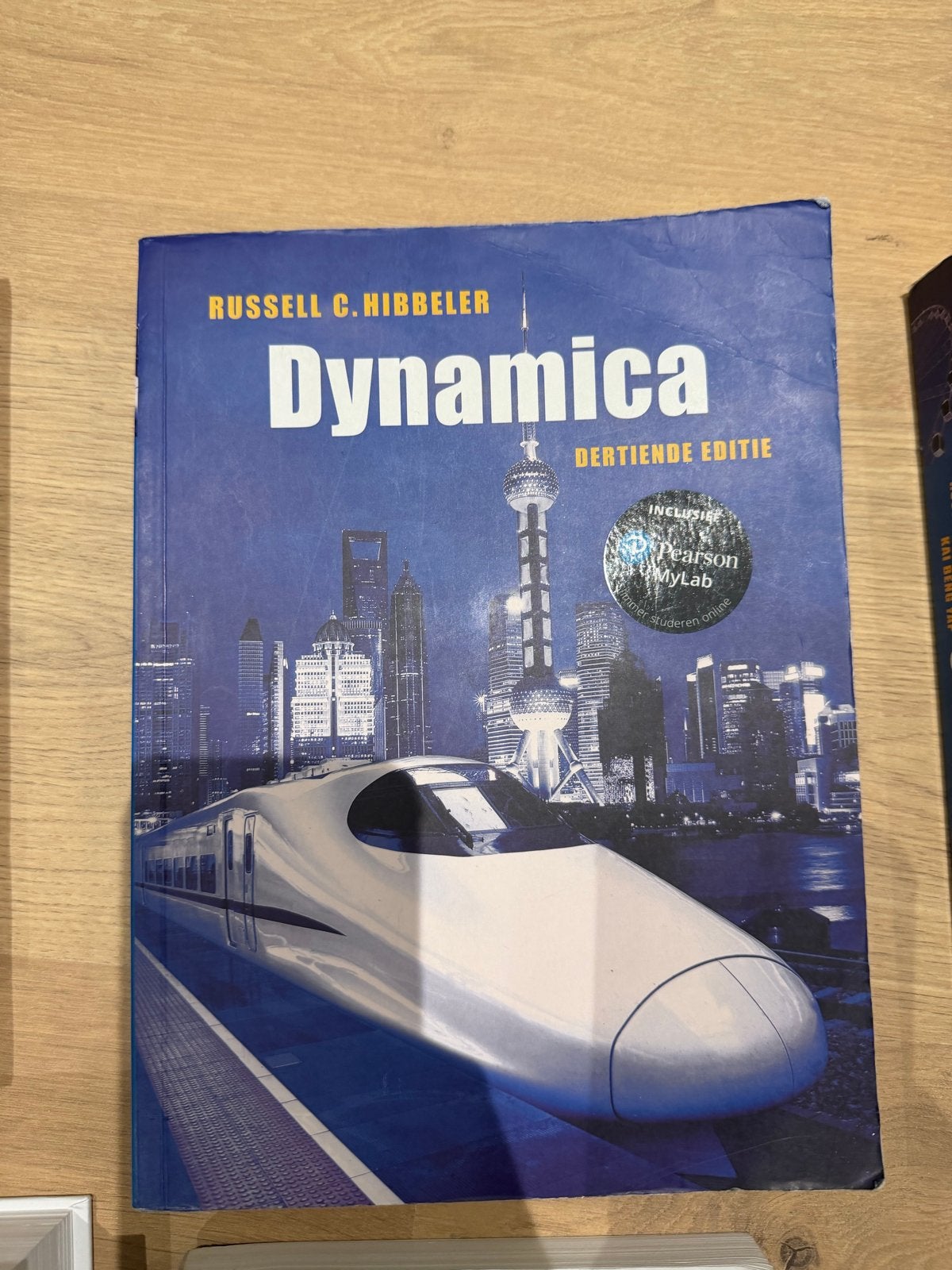 Dynamica - Russell C. Hibbeler (Dertiende Editie), Ophalen, Gelezen, Werktuigbouwkunde