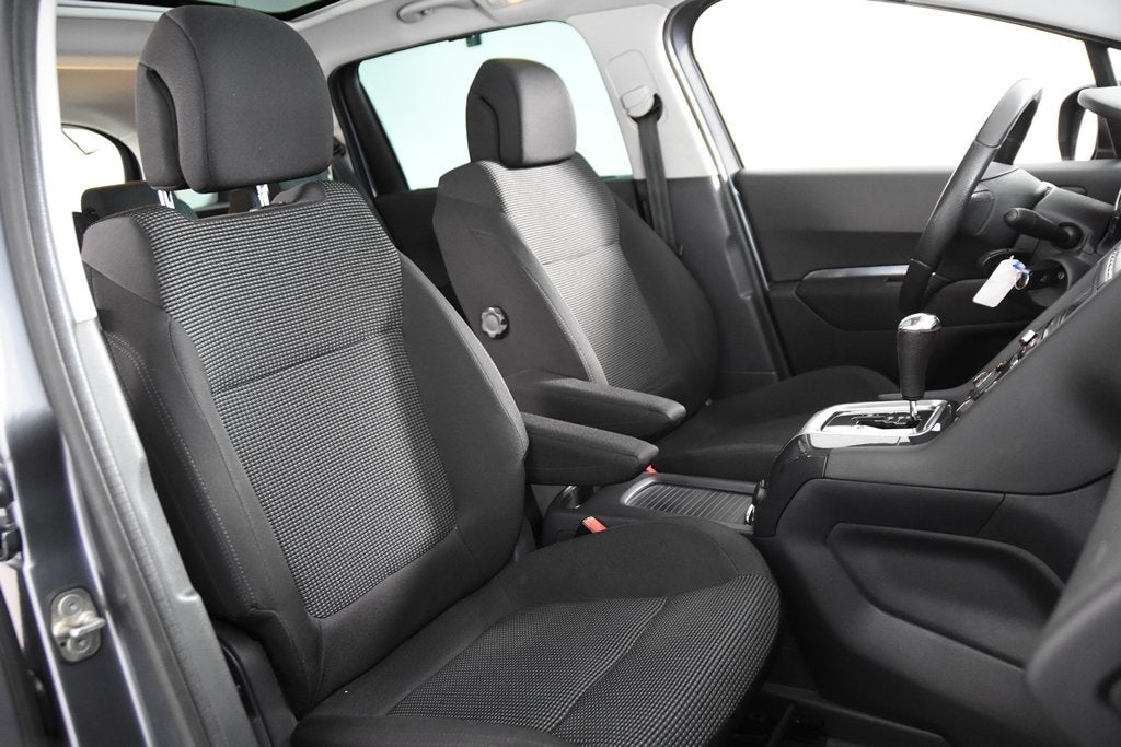 Peugeot 5008 1.6 THP GT *Navigatie*Panoramadak*Trekhaak*, Euro 5, Stof, Zwart, 1650 kg