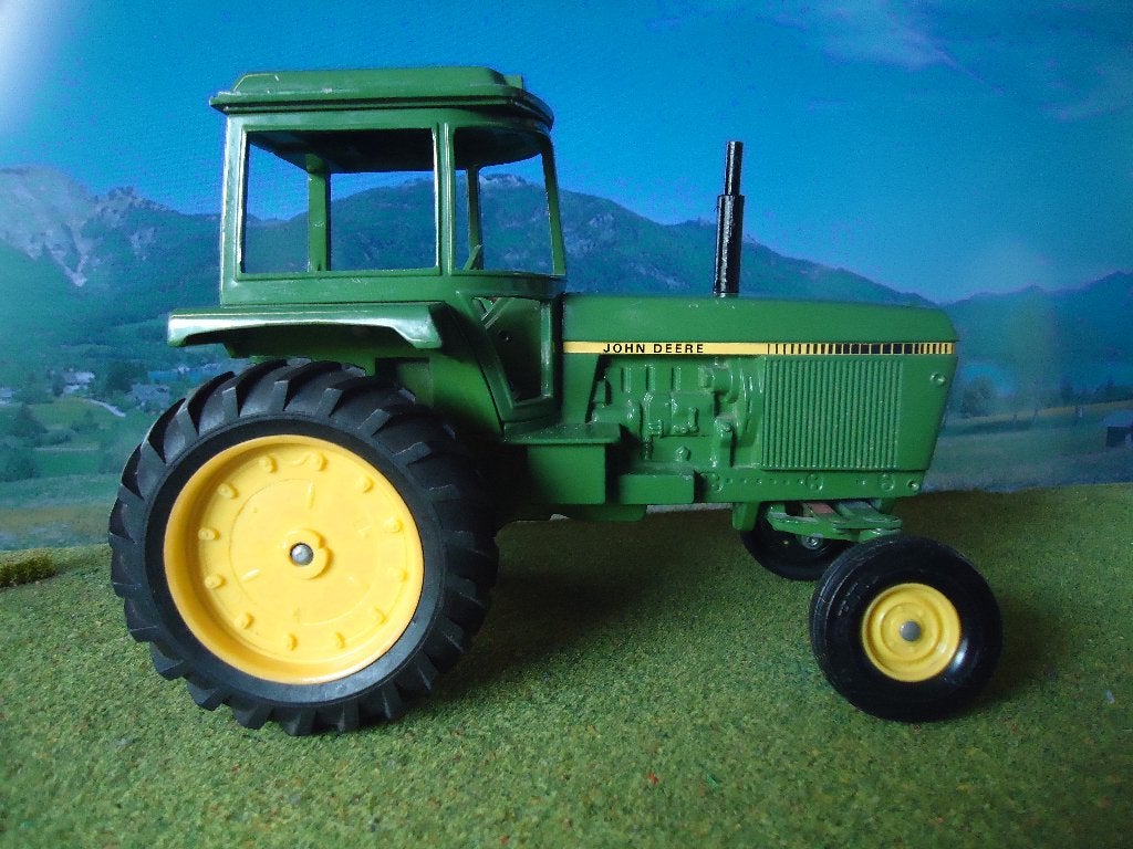 1/16 John Deere 4430 Diesel Tractor - Ertl, Hobby en Vrije tijd, Modelauto's | 1:18, Ophalen of Verzenden, Gebruikt, Overige typen