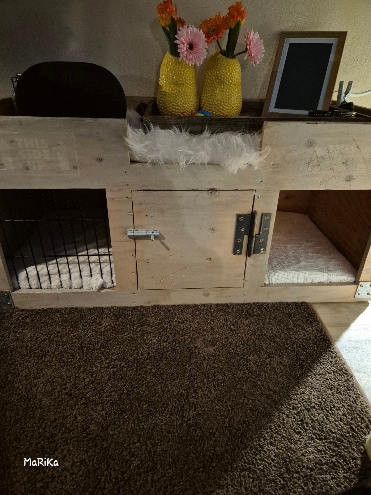 Originele honden bench, Ophalen, Zo goed als nieuw