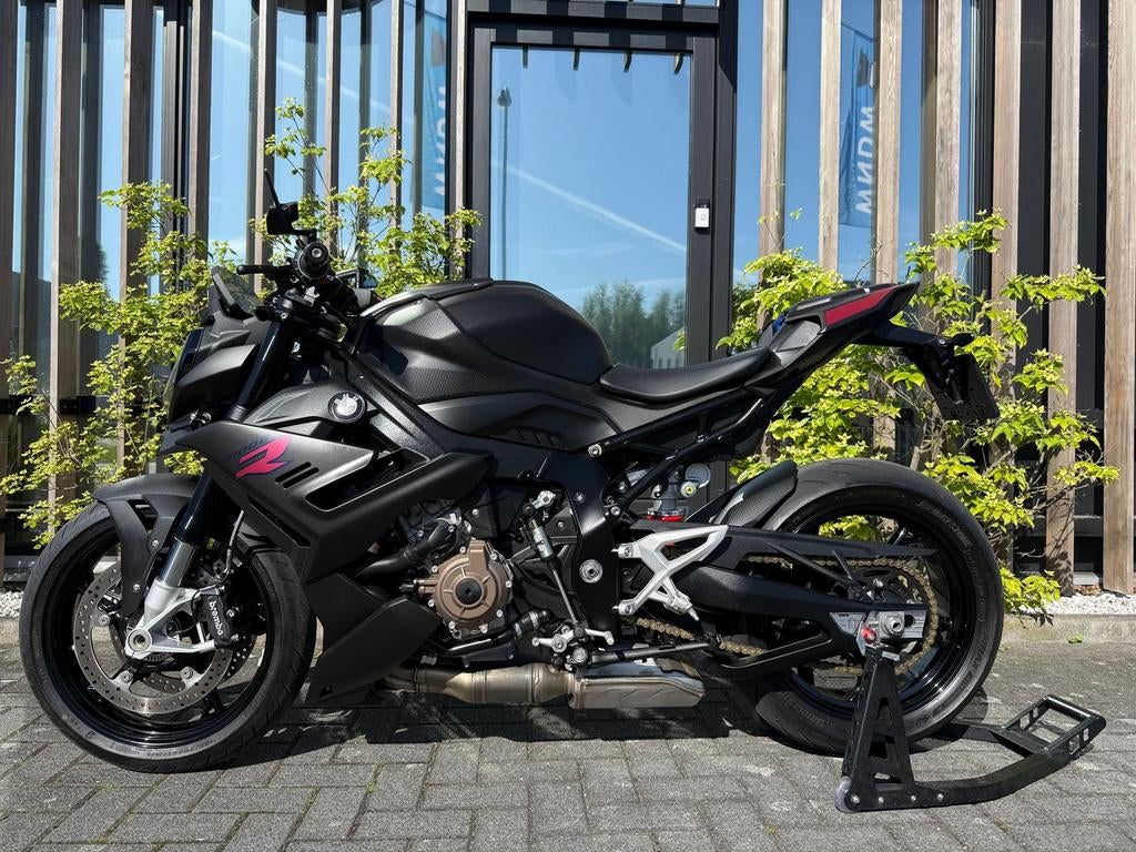 BMW S 1000 R -2022- Full Black Edition S1000R, Motoren, Motoren | BMW, 4 cilinders, Motorrijbewijs A, Bedrijf, Onbekend