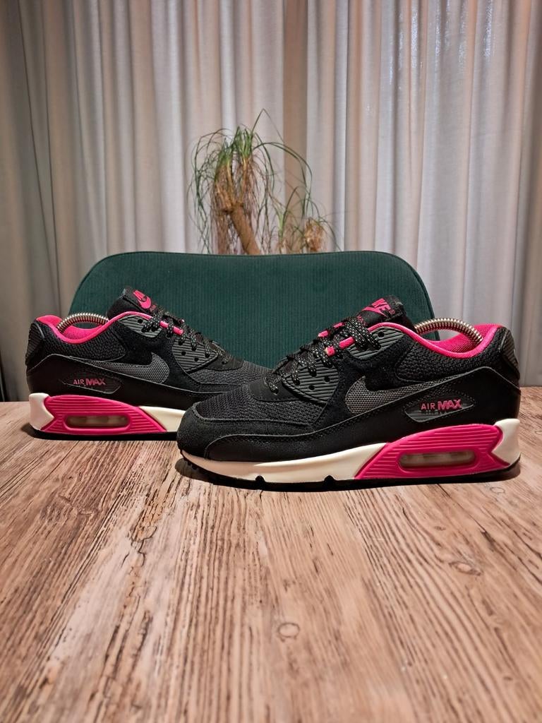 Nike Air Max 90 Premium 'Pink Foil' Size 38, Kleding | Dames, Zwart, Nike, Ophalen of Verzenden, Sneakers of Gympen