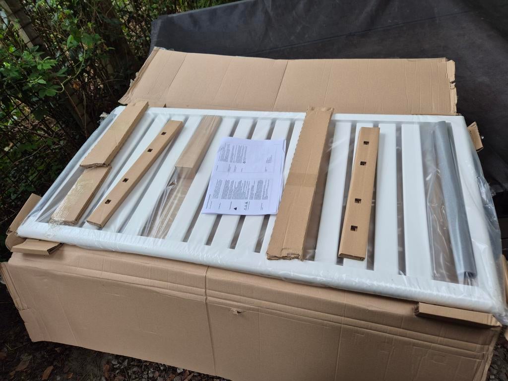 Handdoekradiator nieuw met kleine schade 1200x600 wit, Doe-het-zelf en Verbouw, Ophalen, Nieuw