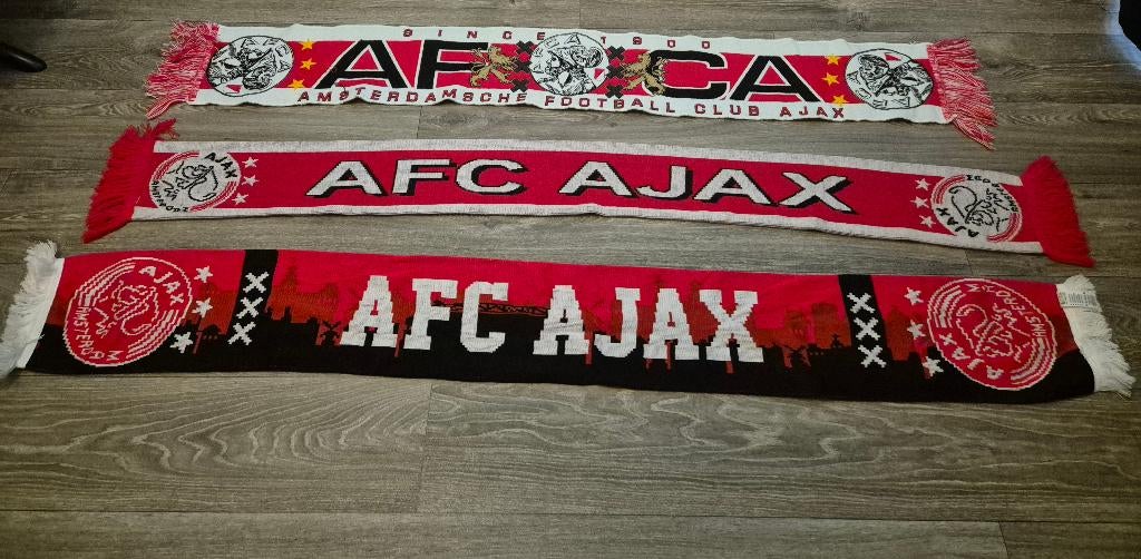AJAX sjaals 3 stuks (in absolute nieuwstaat), Ophalen of Verzenden, Zo goed als nieuw, Ajax, Vaantje of Sjaal