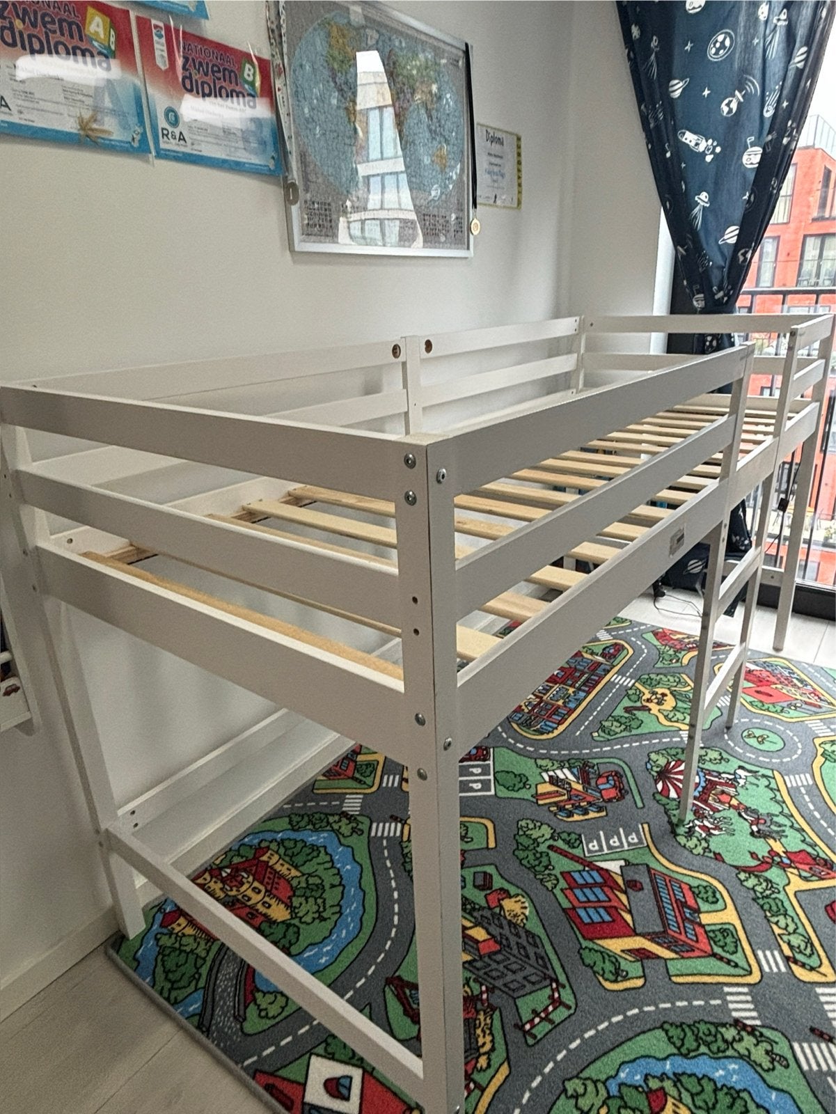 Kinder bed met IKEA matras en speeltent, Ophalen, 85 tot 100 cm, Gebruikt, Hoogslaper of Stapelbed
