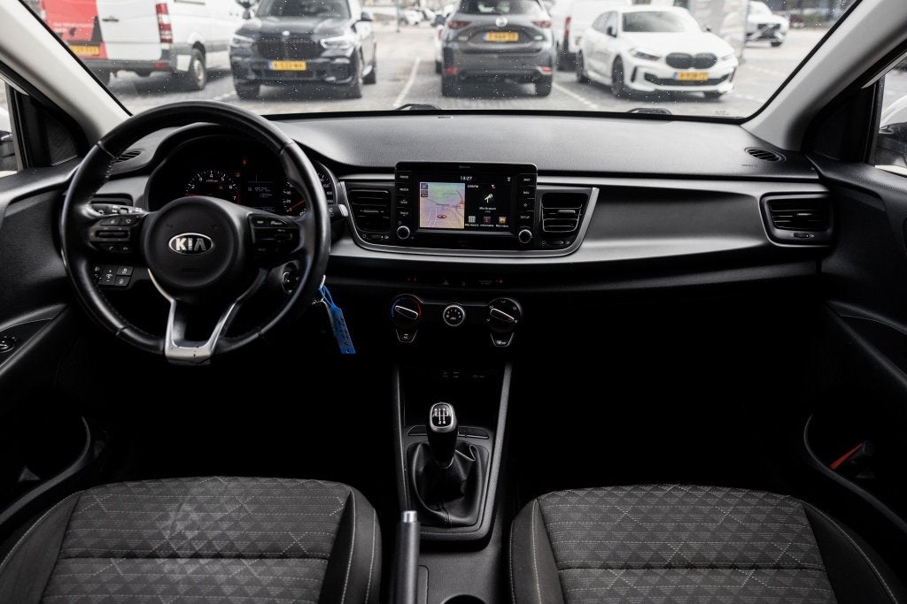 Kia Rio 1.0 TGDI Comf Pl.Nav | Carplay | Camera | Cruise, 12 maanden, Gebruikt, 1055 kg, Origineel Nederlands
