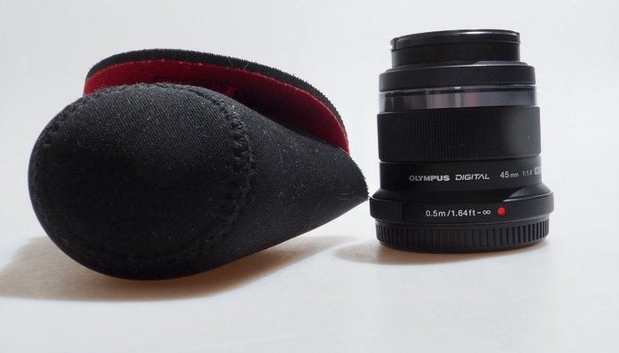 Olympus 1.8/45mm, Ophalen of Verzenden, Zo goed als nieuw, Telelens