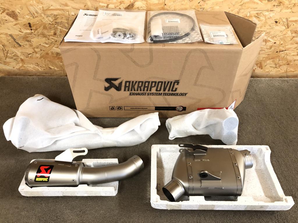 Akrapovic Evolution uitlaat KTM 1290 Superduke R 20-23 1390, KTM, Ophalen of Verzenden, Stallhofnerstraße 3, Betriebsgebiet Süd, Mattighofen, Oberösterreich, 5230, AT