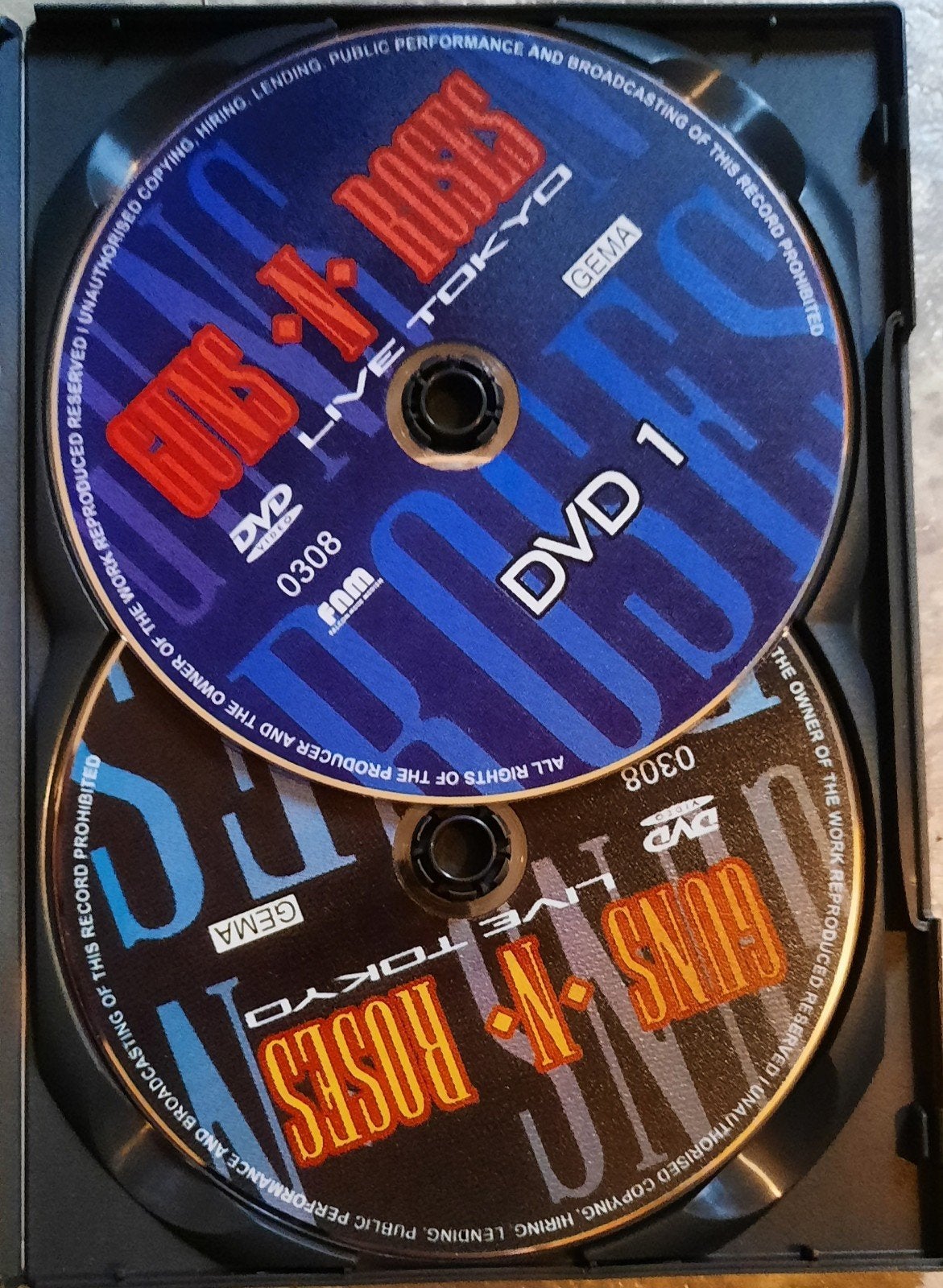 2dvd: Guns 'n' Roses - Live Tokyo '92, Ophalen of Verzenden
