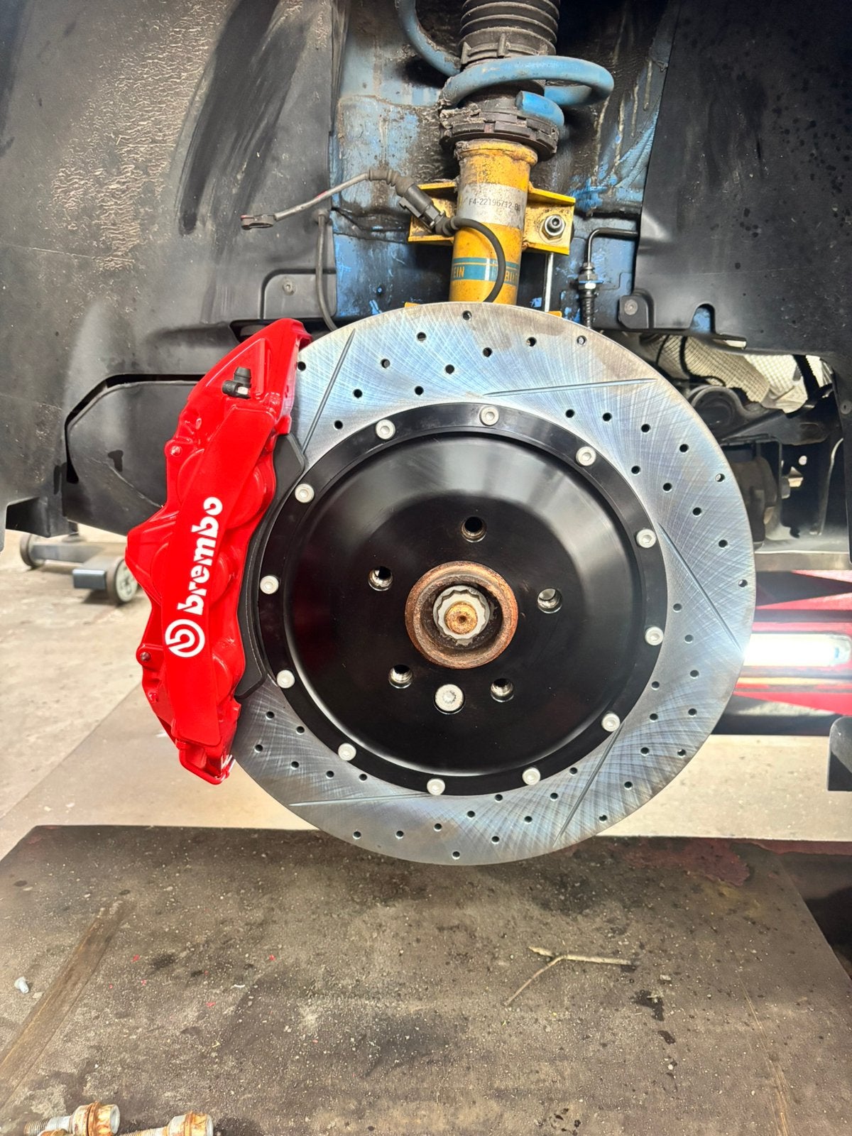 Nieuw setje brembo remklauwen (big brake set), Ophalen