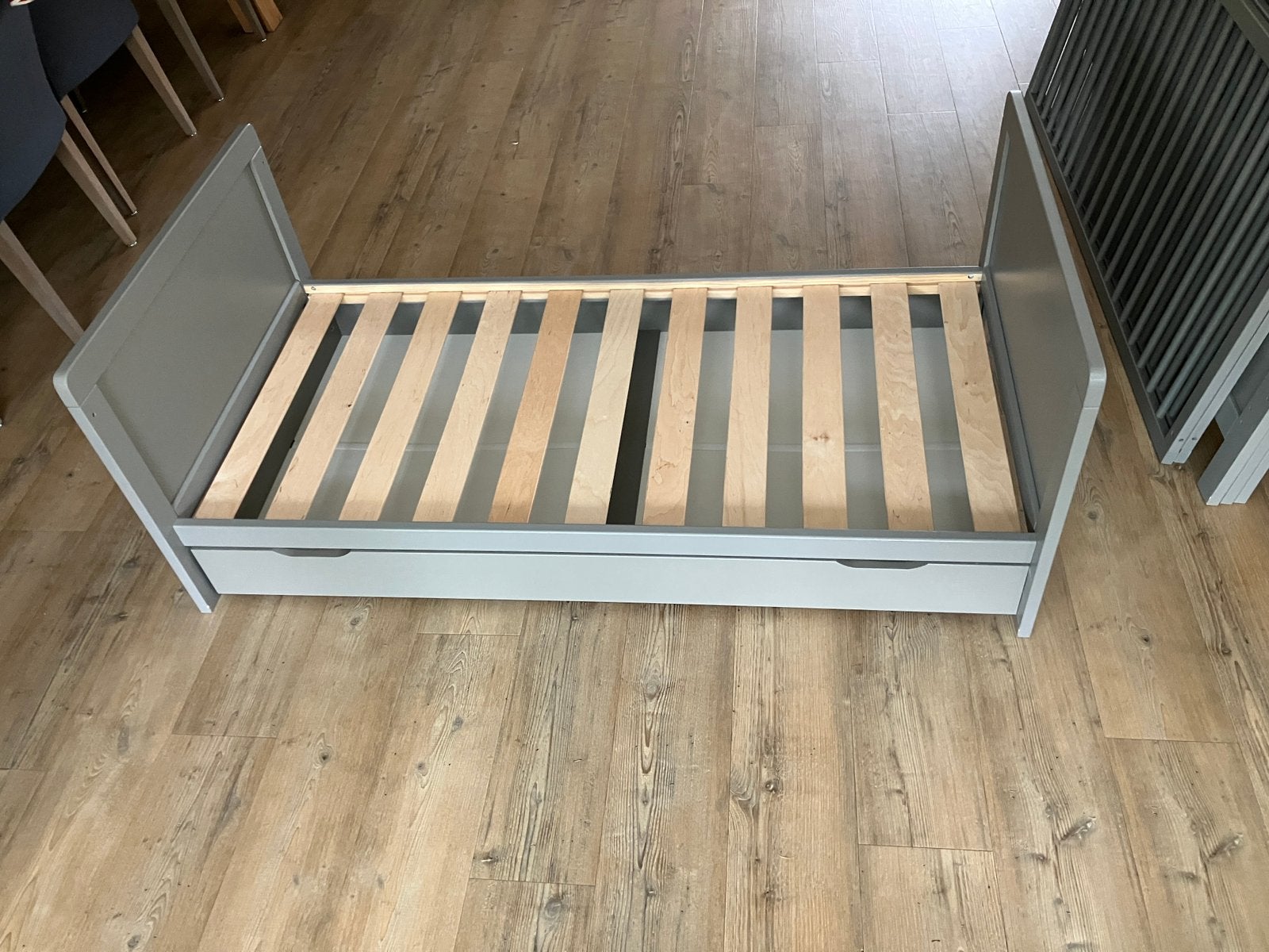Peuterbed 140x70 meegroeibed Petite Amelie, Ophalen, Gebruikt, 70 tot 85 cm, 140 tot 160 cm