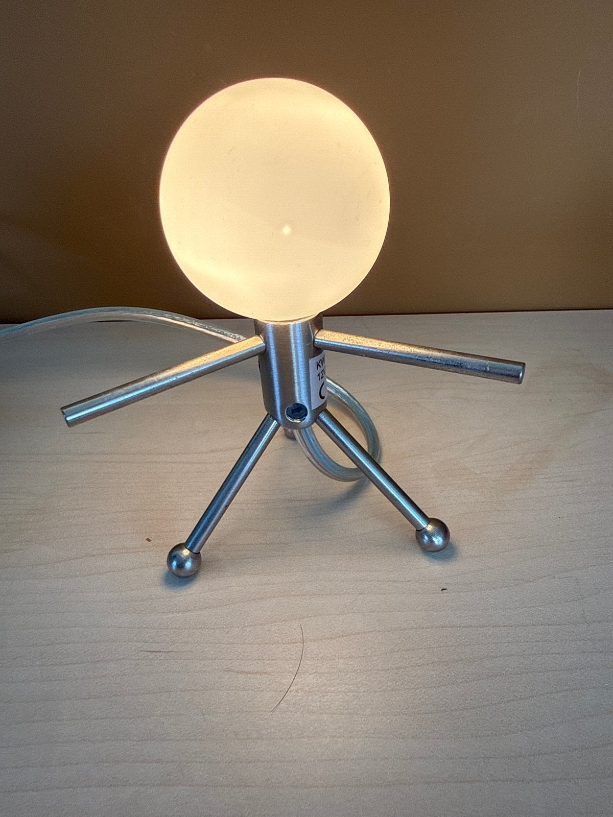 Vintage lampje verchroomd met een wit bolletje 13cm hoog, Gebruikt, Overige merken, Vintage, Ophalen of Verzenden