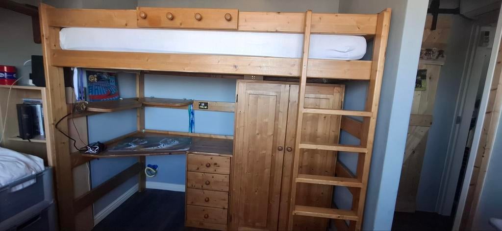 Hoogslaper met bureau en kast - massief hout, Ophalen, Gebruikt, Eenpersoons, 90 cm