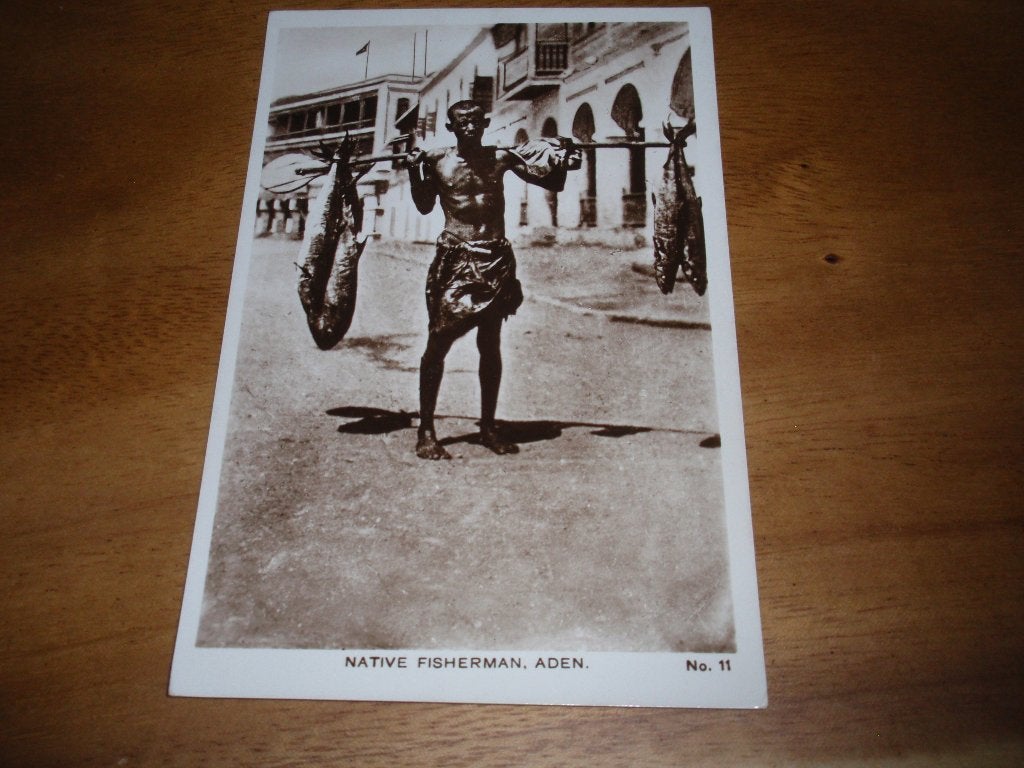 Visser in Aden met Vissen Visserij Etnografie, Verzenden, 1920 tot 1940, Ongelopen, Ambachten of Beroep