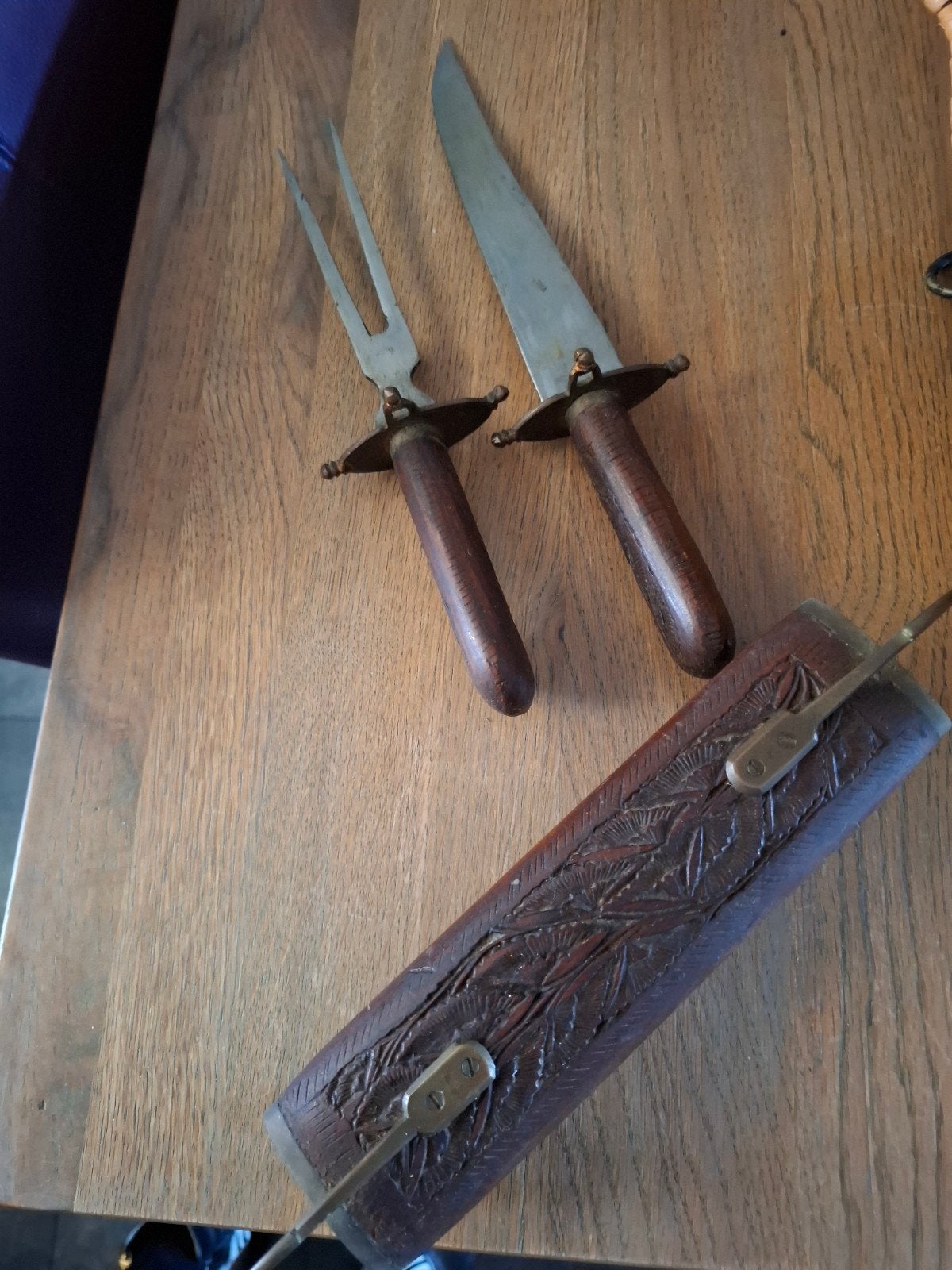 Vintage handgemaakt bestek in trancheerhouder  houder, Ophalen of Verzenden