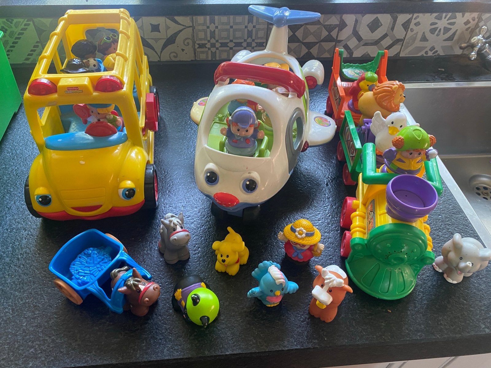 Fisher-Price Little People: Schoolbus, Vliegtuig & Trein met, Ophalen of Verzenden, Gebruikt