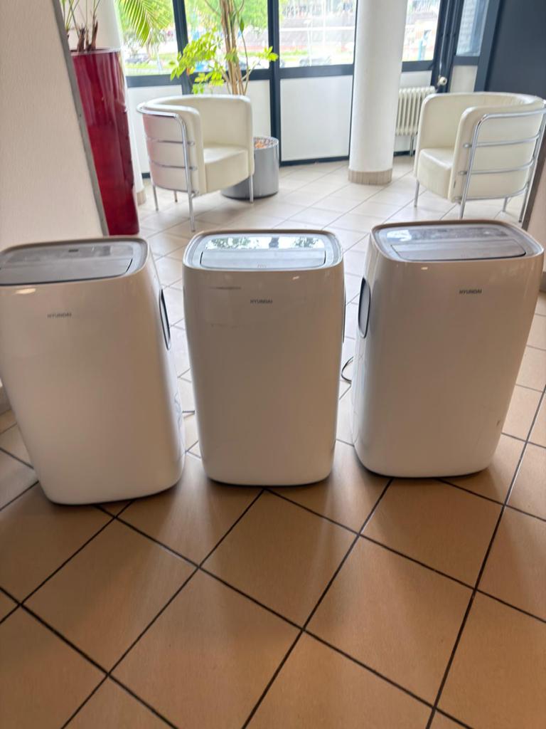Hyundai mobiele airco 12000 BTU met verwarming z.g.a.n., Ophalen of Verzenden, Gebruikt, Hyundai