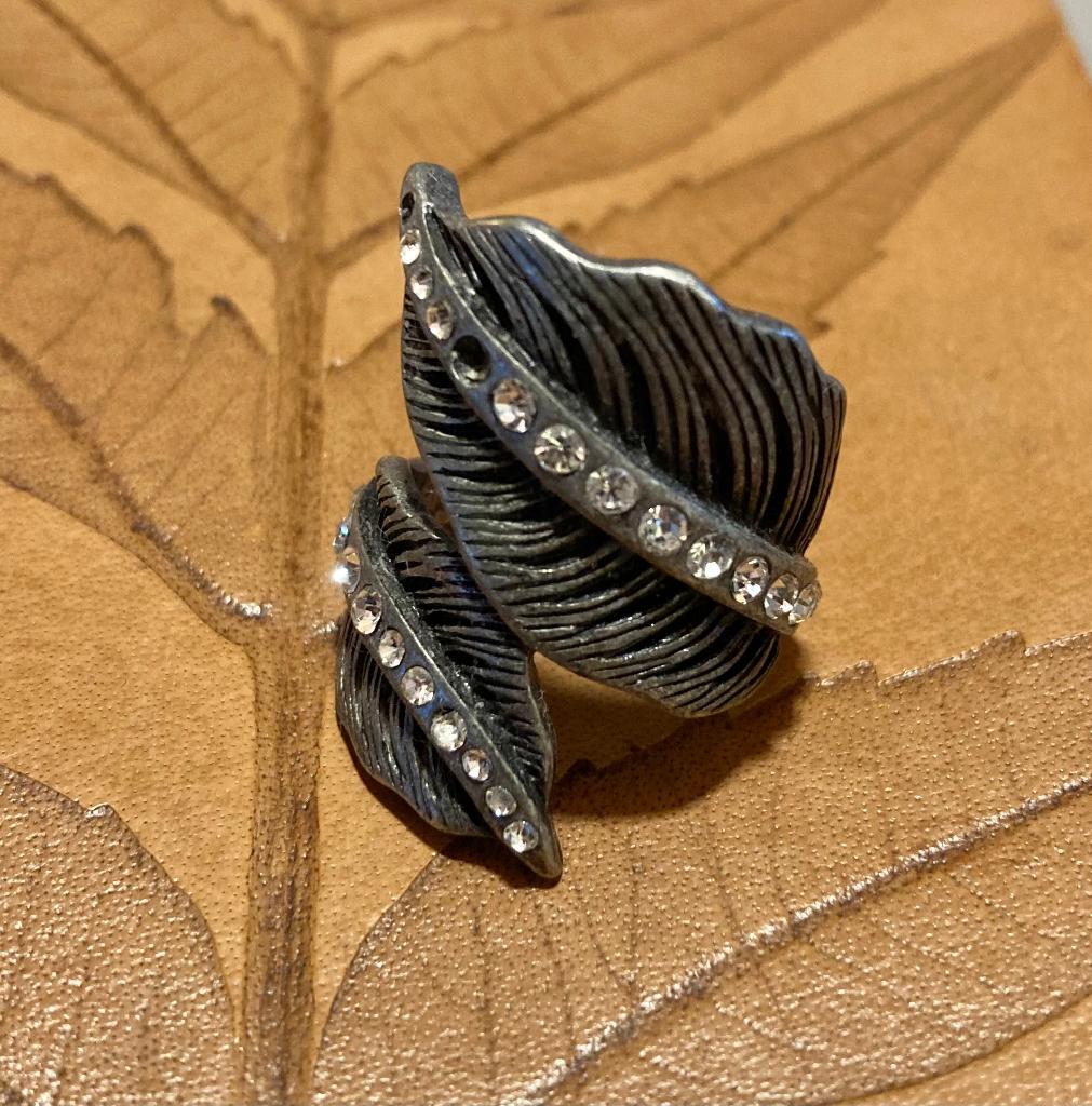 Vintage verzilverde strass ring costume Jewelry jugendstil, Met strass, Ophalen of Verzenden, Zo goed als nieuw, 17 tot 18