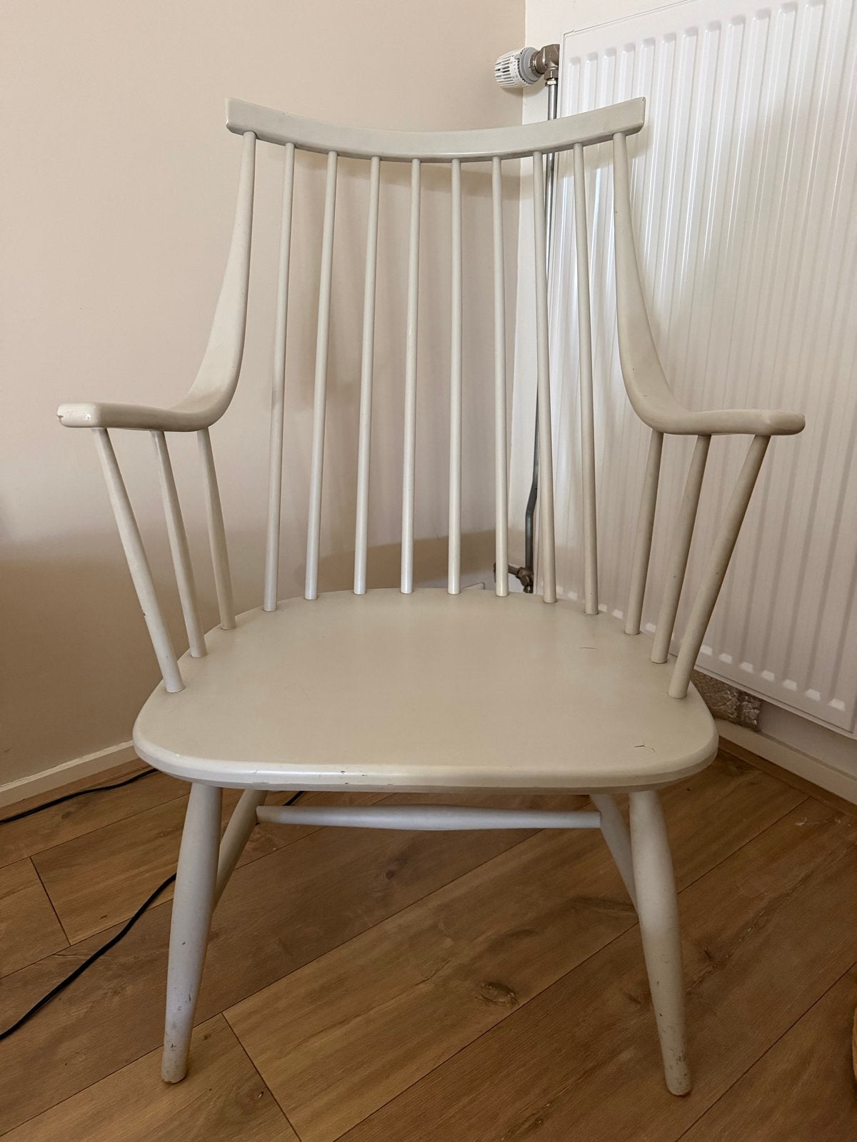 Danish design spijlenstoel - Wit/grijs, Huis en Inrichting, Ophalen, Gebruikt, Wit, Eén