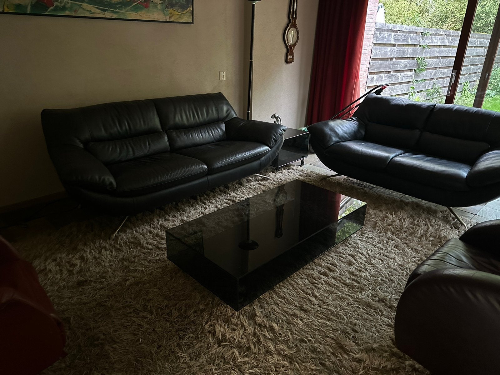 Gratis af te halen: Banken, eettafel met stoelen, TV-meubel, Huis en Inrichting, Banken | Bankstellen, Gebruikt, Driepersoons