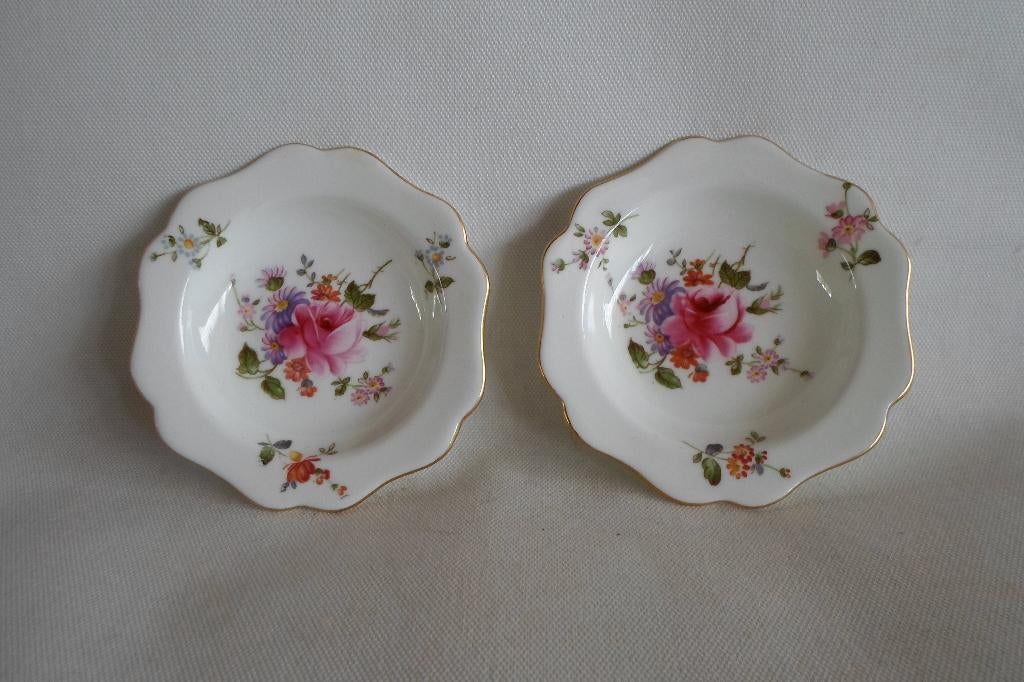 Royal Crown Derby Schaaltjes 2x, Ophalen of Verzenden