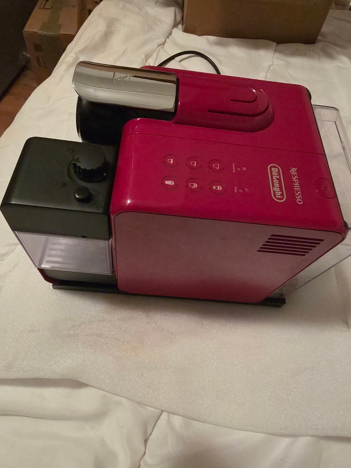 Nespresso De'Longhi Inissia Koffiezetapparaat - Rood, Espresso apparaat, Ophalen of Verzenden, Zo goed als nieuw, 1 kopje