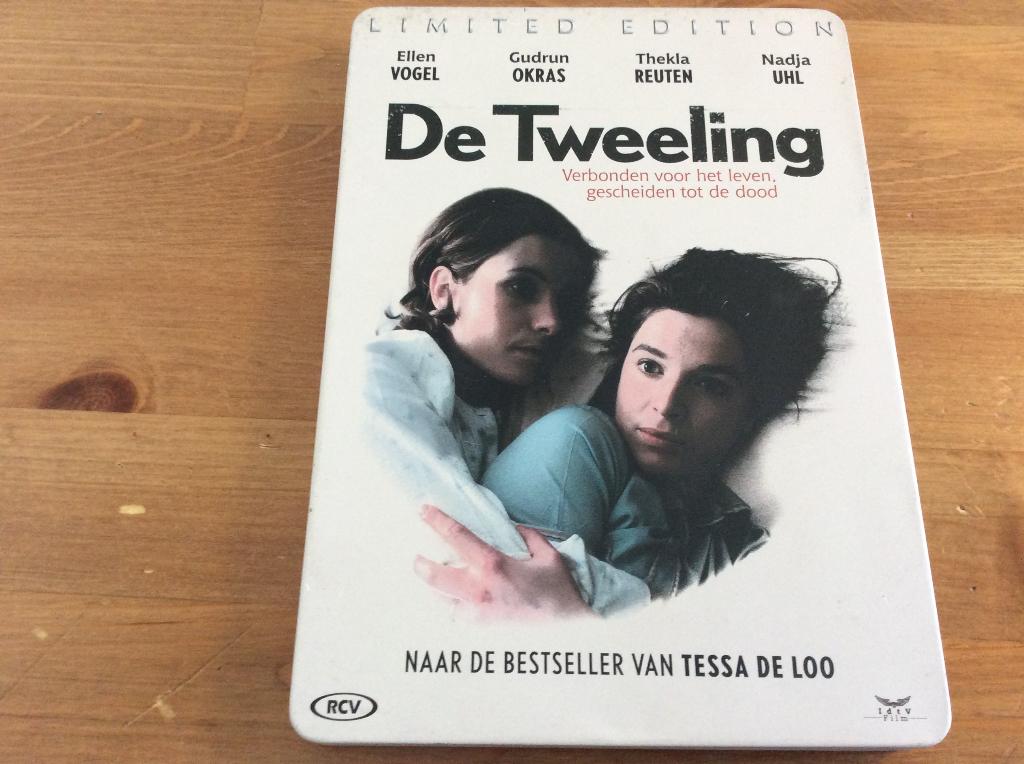 De Tweeling dvd in steelcase, Cd's en Dvd's, Dvd's | Drama, Zo goed als nieuw, Drama, Alle leeftijden, Ophalen of Verzenden