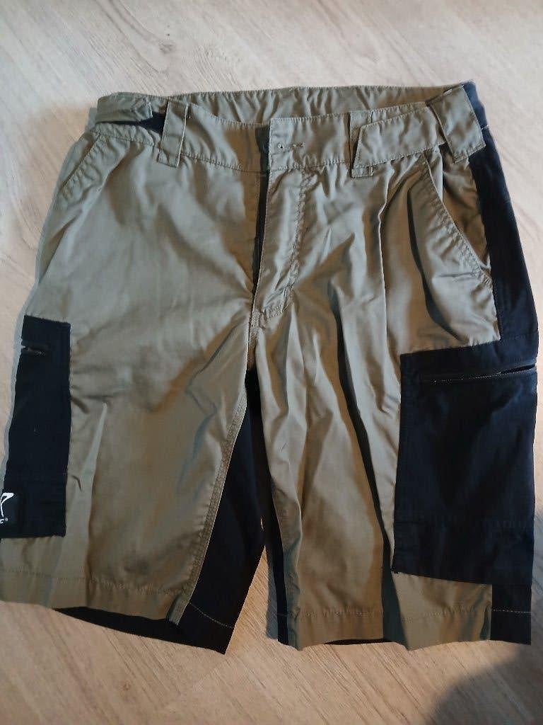 Revolution race korte broek Dames xl, Kort, Maat 46/48 (XL) of groter, Ophalen of Verzenden, Zo goed als nieuw