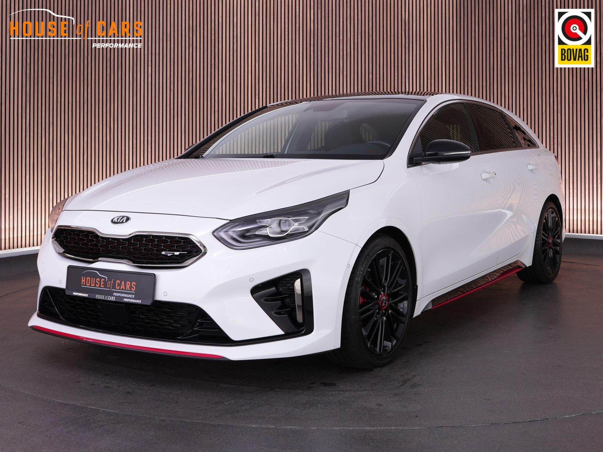 Kia ProCeed GT 1.6 204pk T-GDi |pano|Navi 10,25"|JBL|Apple c, Auto's, 15 km/l, Gebruikt, Lichtsensor, Wit