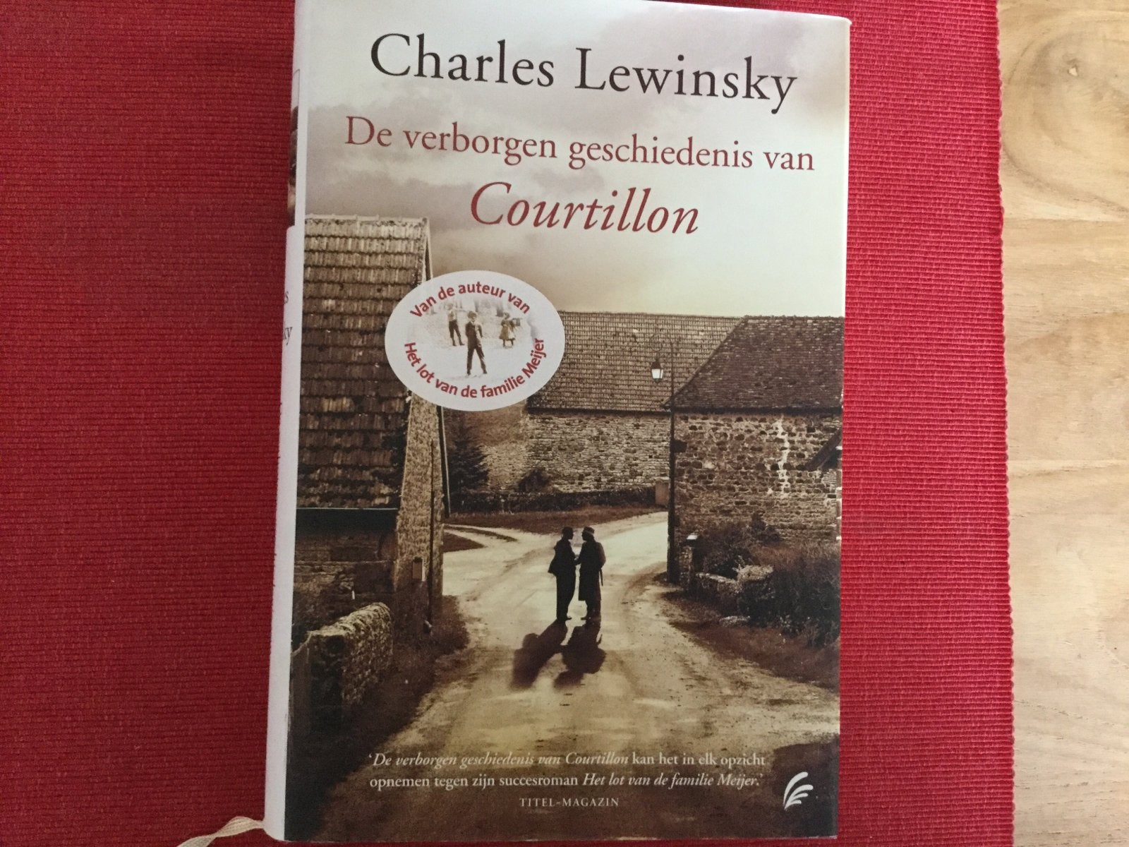 Charles Lewinsky, De verborgen geschiedenis van Courtillon, Ophalen of Verzenden, Nieuw