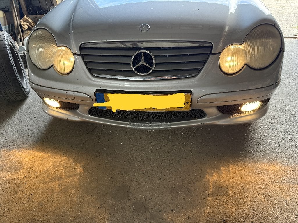 Mercedes W203 230K voorbumper AMG pakket, Gebruikt, Voor, Mercedes-Benz, Ophalen of Verzenden