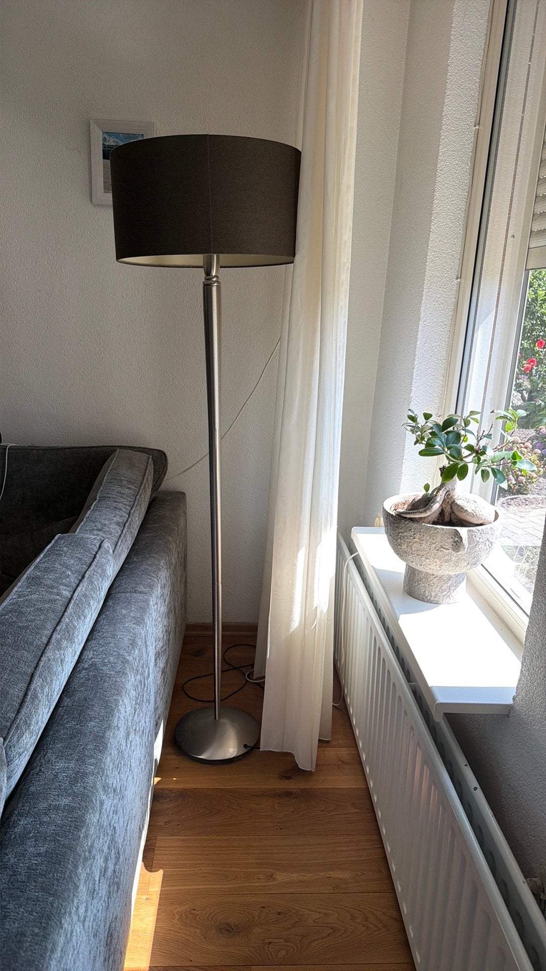Vloerlamp te koop 15euro zwarte kap rond 47cm, Ophalen, Zo goed als nieuw, 150 tot 200 cm