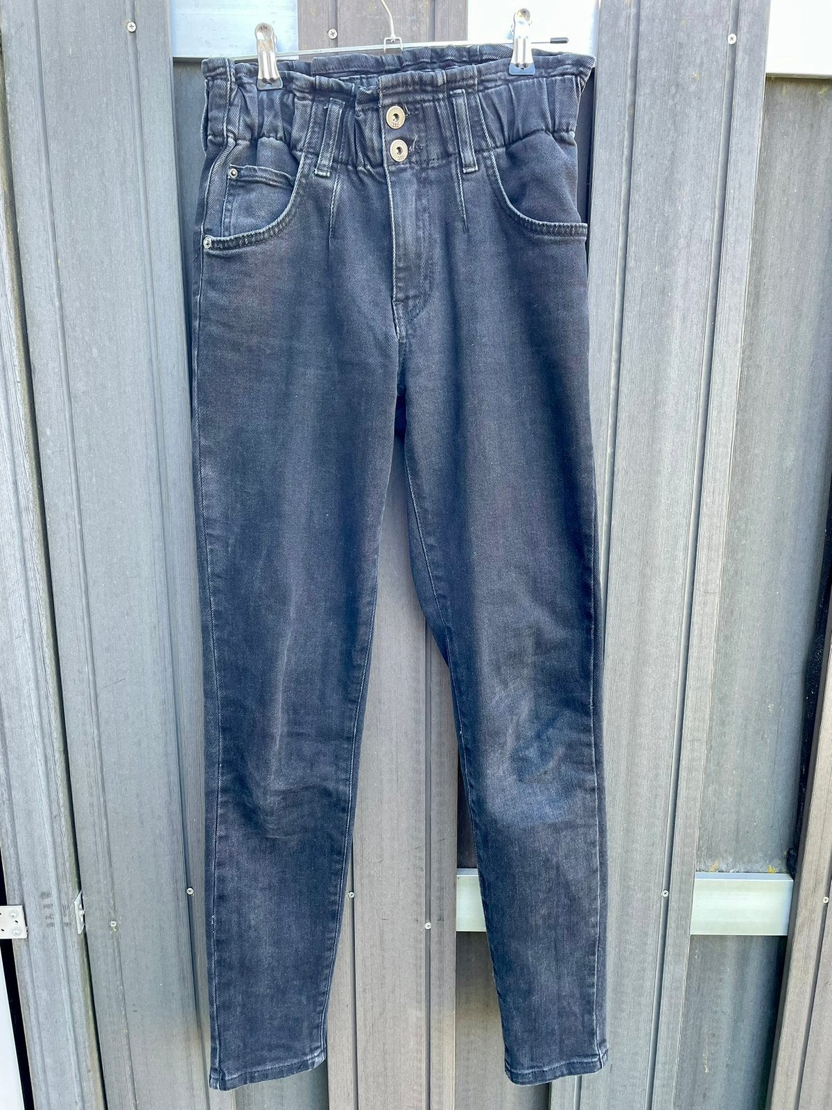 TE KOOP: zwarte jeans hoge taille Jill & Mitch maat 164 ZGAN, Ophalen of Verzenden, Zo goed als nieuw, Meisje, Broek