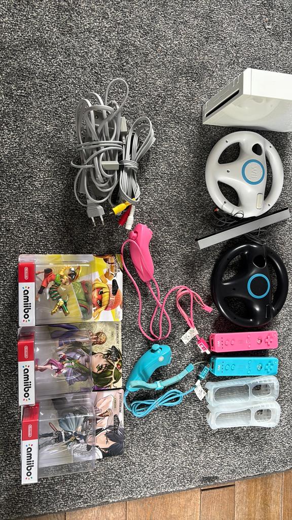 Wii, Verzenden, Gebruikt, Met 2 controllers, Met stuurtje