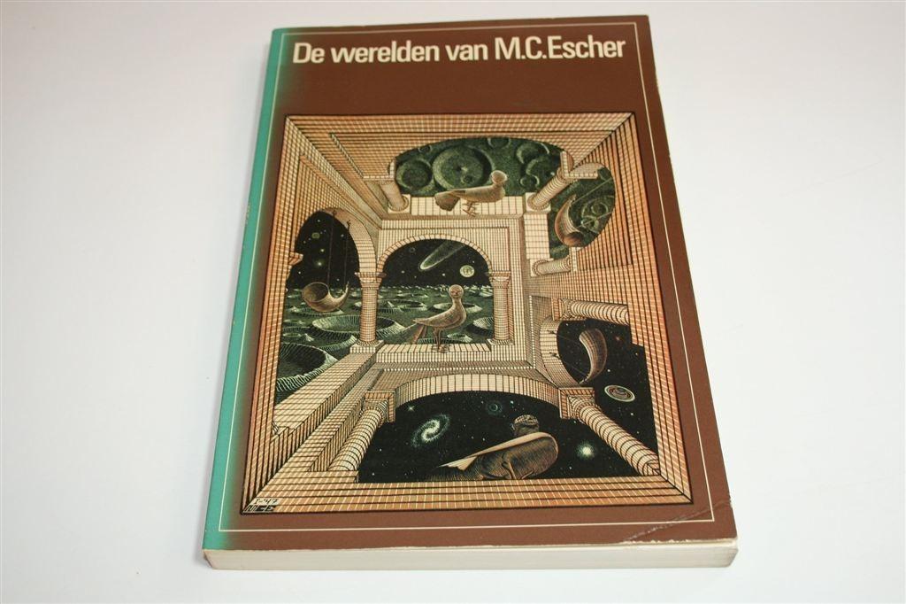 De Werelden van M.C. Escher — Overzicht van zijn Werk, Boeken, Kunst en Cultuur | Beeldend, Ophalen of Verzenden, Gelezen