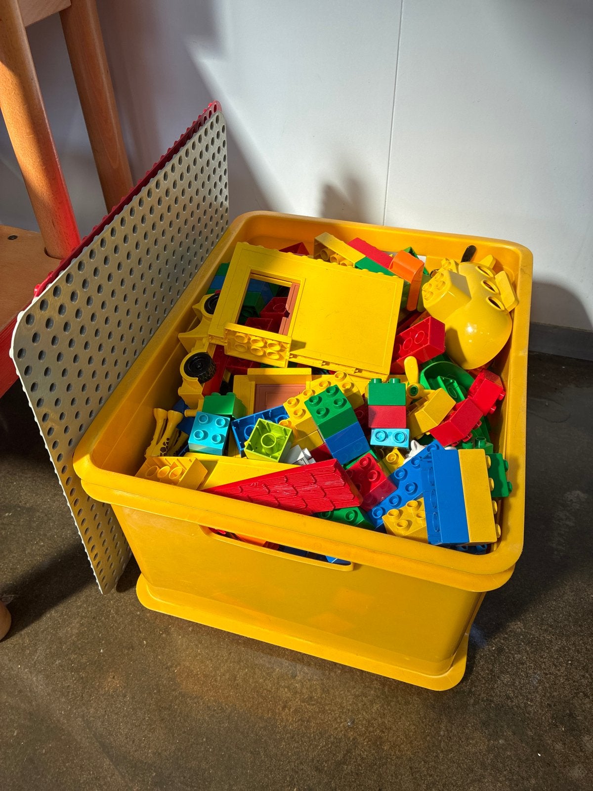 Grote doos vol Duplo blokken en onderdelen, Ophalen, Gebruikt, Inclusief extra onderdelen, Duplo