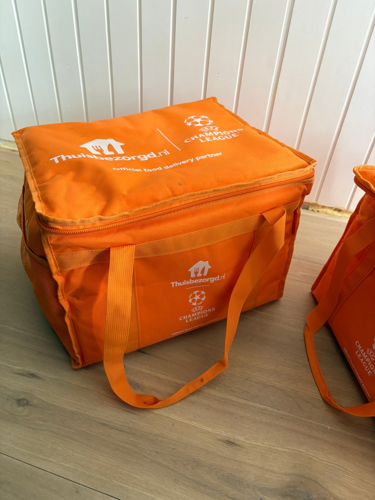 2x thuisbezorgd koel issolatie  tas! Weinig gebruikt!, Ophalen of Verzenden, Zo goed als nieuw, 30 cm of meer, Minder dan 35 cm