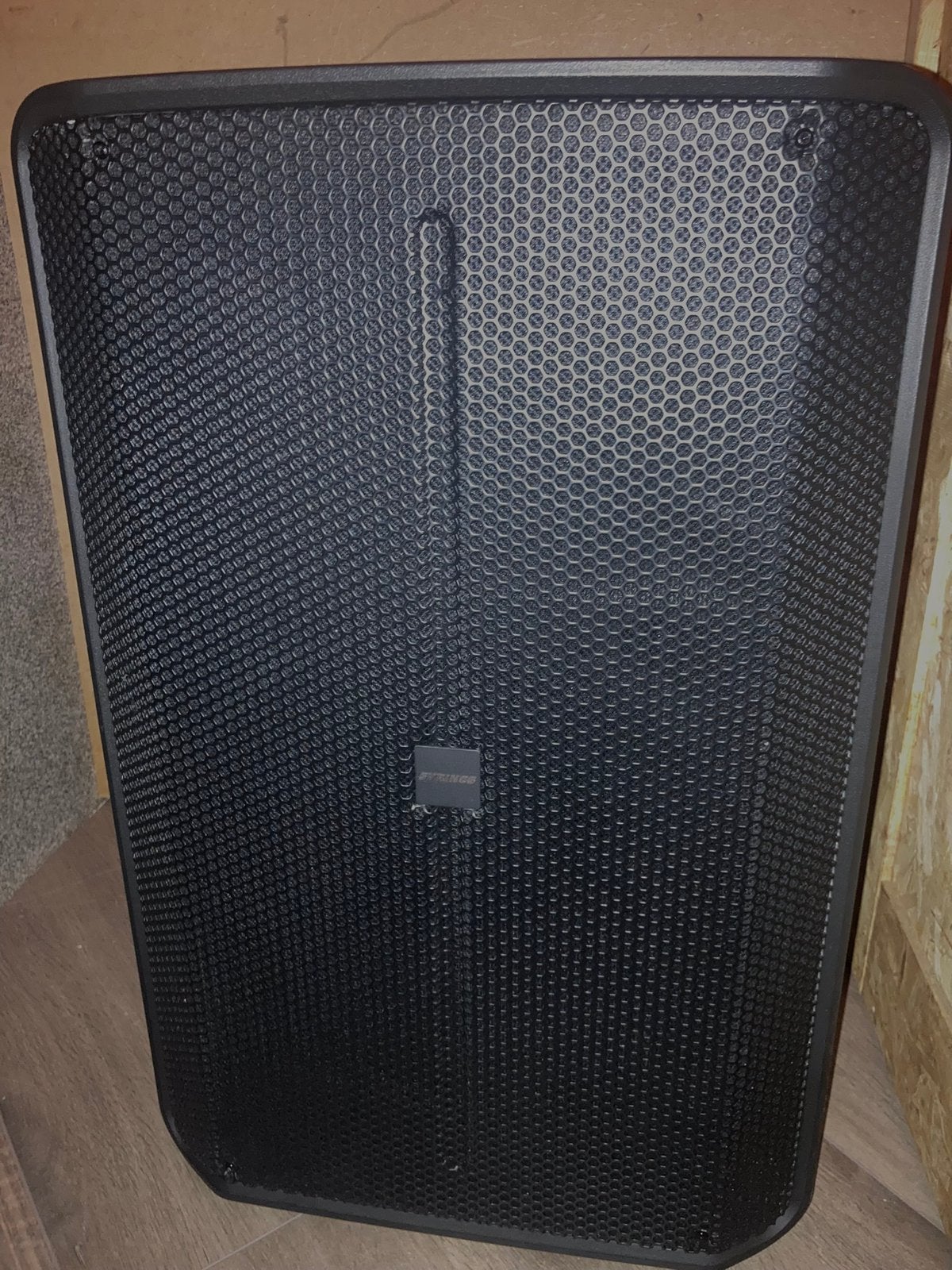 Actieve PA speaker luidspreker 15“ + bluetooth ZGAN, Ophalen, Zo goed als nieuw, Minder dan 500 watt