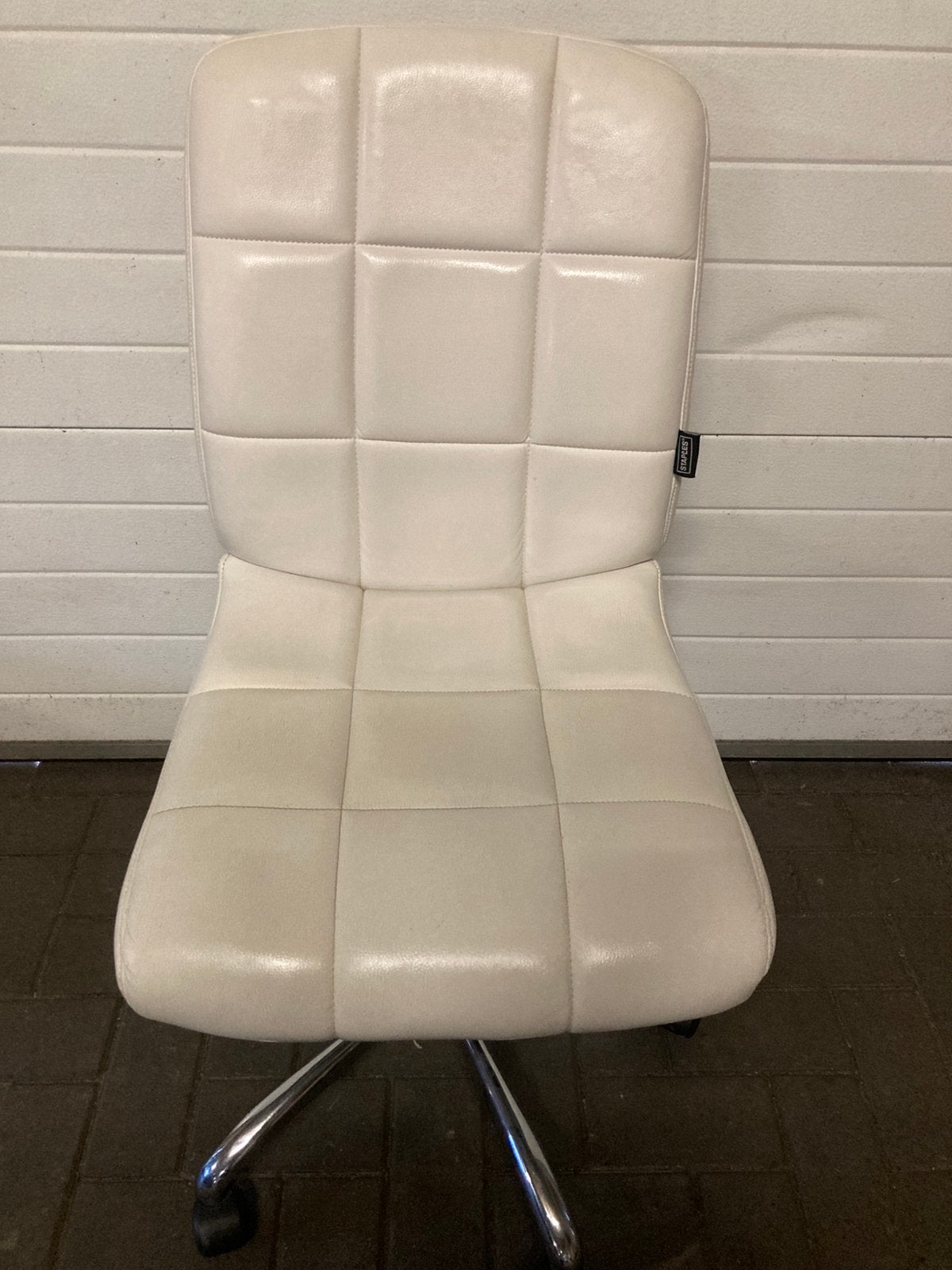 Staples bureaustoel type C, Ophalen of Verzenden, Gebruikt, Wit, Bureaustoel
