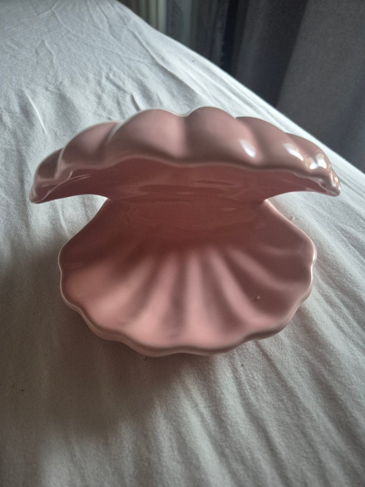 Roze Schelp Schaal - Decoratieve Keramische Schelp, Porselein of Keramiek, Schaal, Ophalen of Verzenden, Zo goed als nieuw